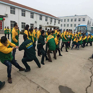 青島路博環保舉辦新年拔河比賽，喜迎2017